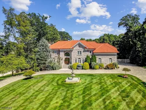 26 Morning Glory Rd, Warren, NJ 07059