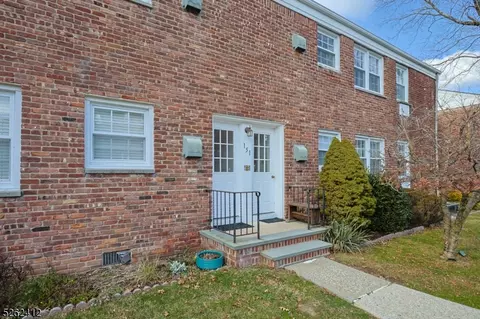 151 Ridge Rd #C, Cedar Grove, NJ 07009
