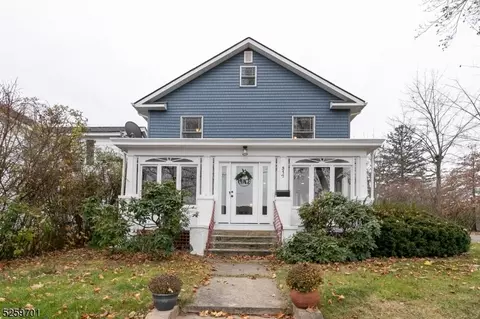 317 Sharp St, Hackettstown, NJ 07840