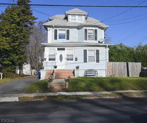 391 Hillcrest Ave, Plainfield, NJ 07062