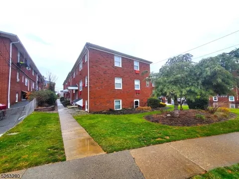 482 Joralemon St #4, Belleville, NJ 07109