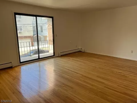 72 69th St, Guttenberg, NJ 07093