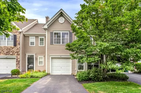 10 Dorchester Dr, Bernards, NJ 07920