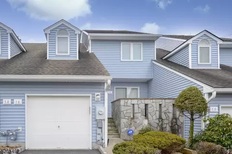 16 Currey Ln, West Orange, NJ 07052