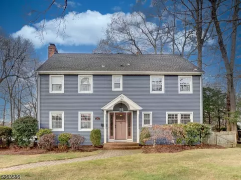 39 Ridge Rd, Roseland, NJ 07068