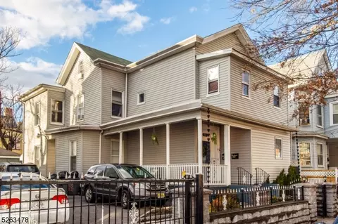 700 E 24th St #2, Paterson, NJ 07504