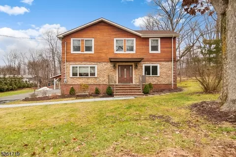 16 Passaic Valley Rd, Montville Twp, NJ 07045