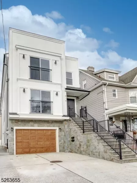 517 Linden, Elizabeth, NJ 07202