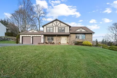 204 Beverly Rd, Hawthorne, NJ 07506