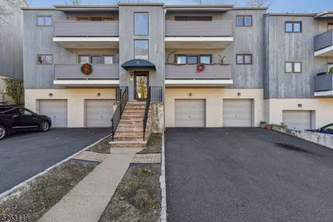 27 Espy Rd #A6, Caldwell, NJ 07006