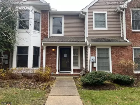 86 Laurelwood Ct, Rockaway, NJ 07866