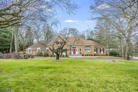 147 Deer Run, Watchung, NJ 07069