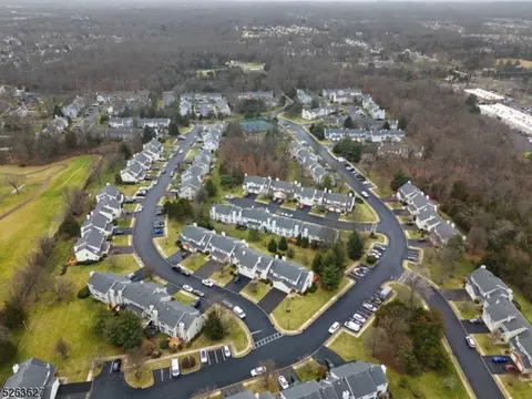 174 Hyde Park Rd #174, Franklin Twp, NJ 08873