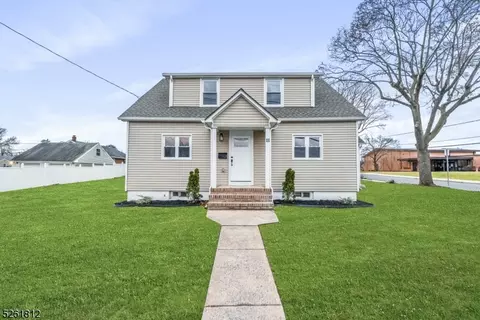 111 Whalen St, Manville, NJ 08835