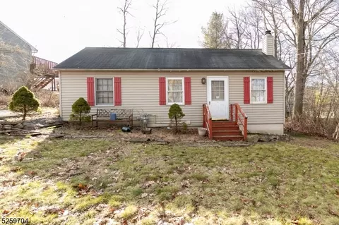 503 Benson Pl, Roxbury Twp, NJ 07850