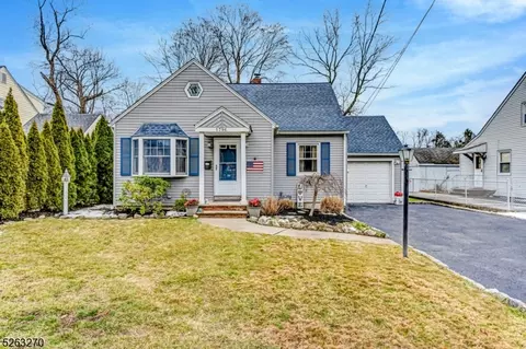 1796 Mountain Ave, Scotch Plains, NJ 07076
