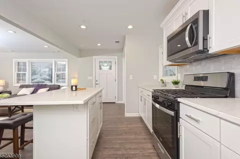 120 Huff Ave, Manville, NJ 08835
