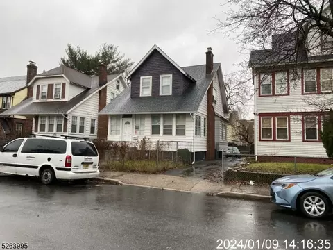 174 Shephard Ave, Newark, NJ 07112