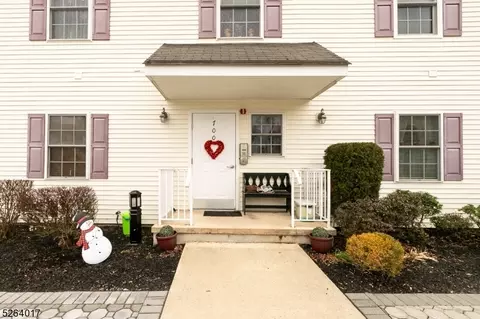 703 Clark Rd #703, Lebanon, NJ 08833