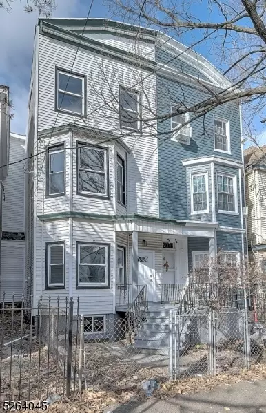 77 S 10th St #1/2, Newark, NJ 07107