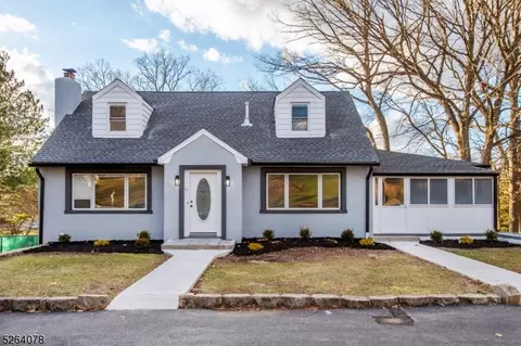 41 Bullens Ave, Wayne, NJ 07470