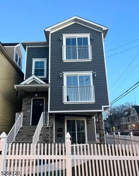 441 Catherine St, Elizabeth, NJ 07201