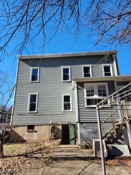 13 Malcolm St, Morristown, NJ 07960