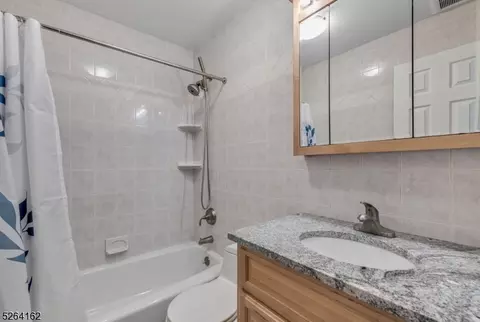 744 Myrna Rd, Paramus, NJ 07652 photo 21