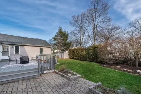 744 Myrna Rd, Paramus, NJ 07652 photo 29