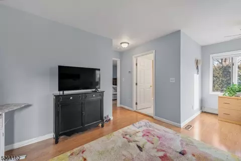744 Myrna Rd, Paramus, NJ 07652 photo 19