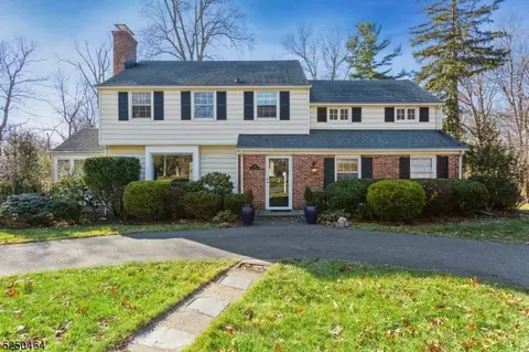 331 Tanager Way, Mountainside, NJ 07092
