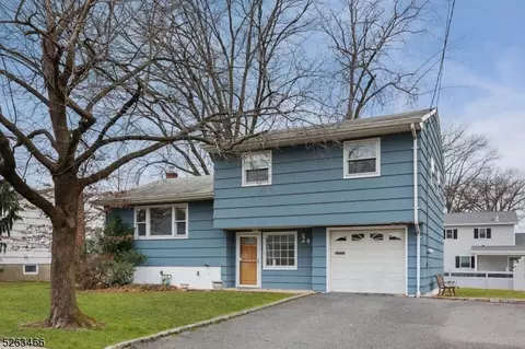 74 Liberty St, Clark, NJ 07066
