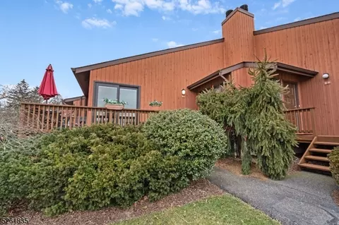 250 Ridgedale Ave #B-5, Florham Park, NJ 07932