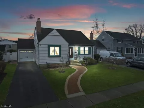 851 Hueston St, Union, NJ 07083