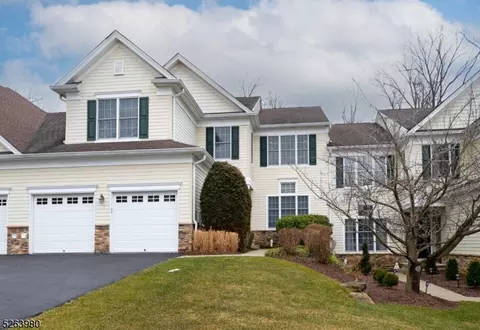 26 Jade Ln, Denville, NJ 07834