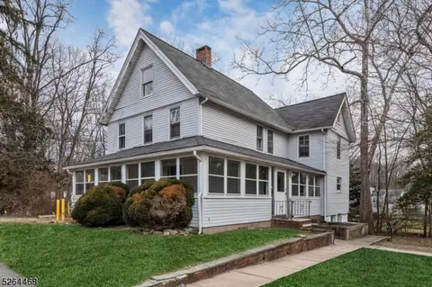 115 Lake Valley Rd, Morristown, NJ 07960