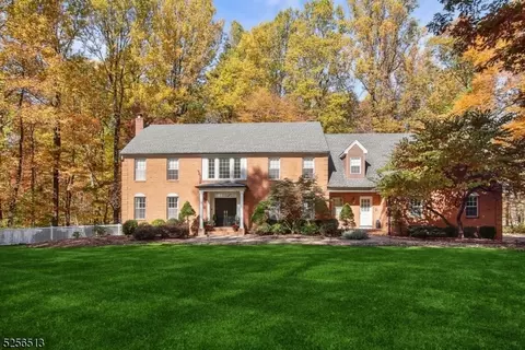 52 Calais Rd, Randolph, NJ 07869