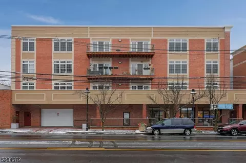 1677 Springfield Ave #15, Maplewood, NJ 07040