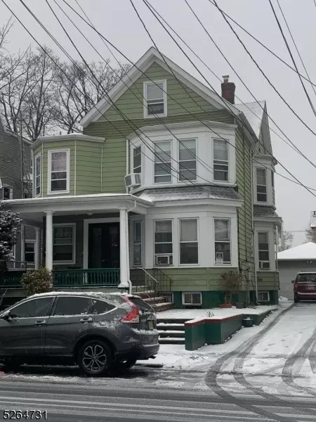 585 E 25th St, Paterson, NJ 07514