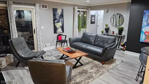 61 Larkin Cir, West Orange, NJ 07052