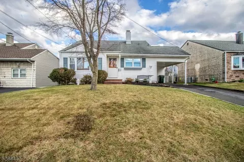 42 Broadway Ave, Woodbridge Twp, NJ 07067