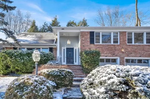 31 Wesley Ct, South Orange, NJ 07079