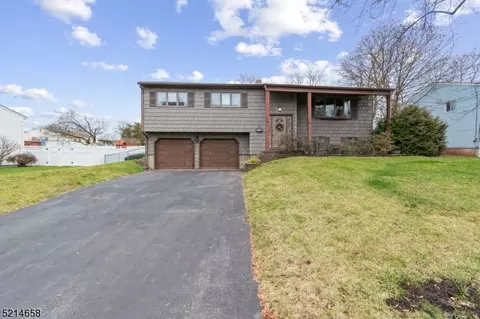 73 Appleman Rd, Franklin Twp, NJ 08873