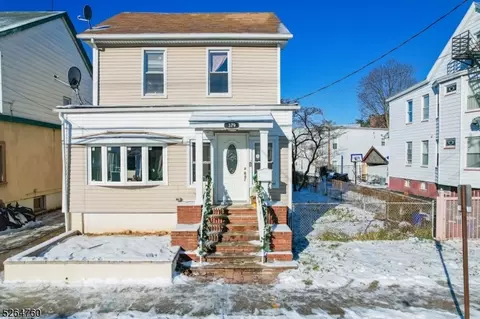 379 Myrtle Ave, Irvington, NJ 07111