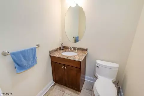 6 Dehart Ct, Wayne, NJ 07470 photo 8
