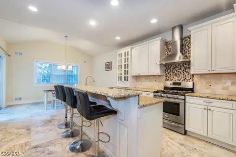 6 Dehart Ct, Wayne, NJ 07470 photo 12