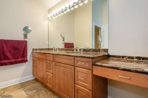 6 Dehart Ct, Wayne, NJ 07470 photo 17
