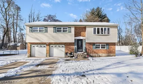 25 Llanfair Ln, Ewing Twp, NJ 08618