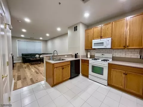 8119 Sanctuary Blvd #8119, Riverdale, NJ 07457