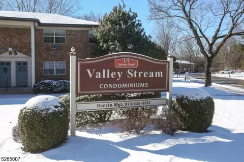 19 Savage Rd #4, Denville, NJ 07834